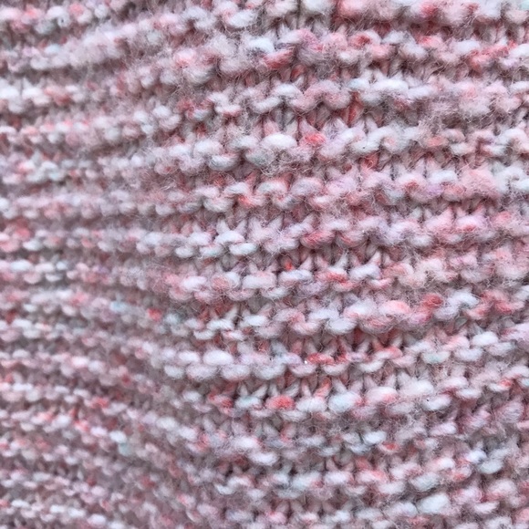 American Eagle Knit Pink Sweater - Picture 4 of 7